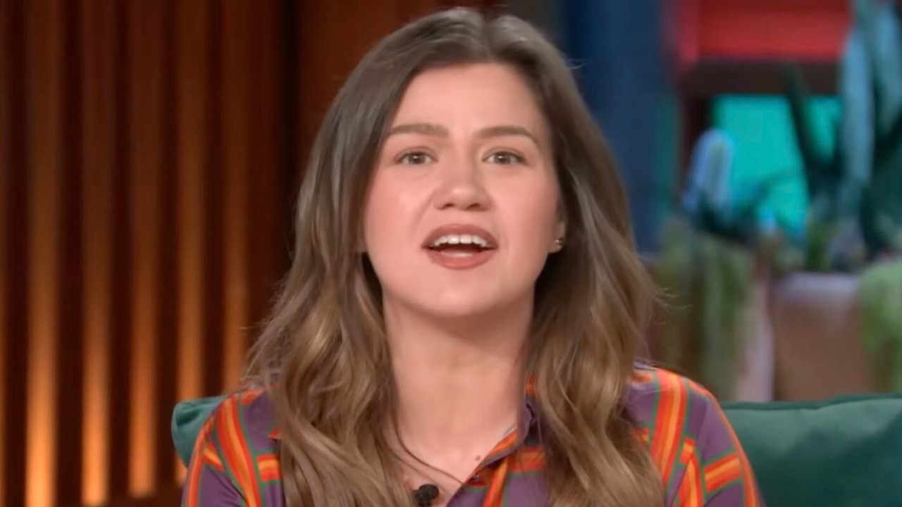 Kelly Clarkson gets candid about her 'American Idol' prize money