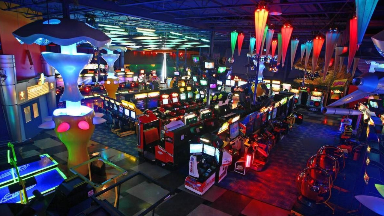 Dance, Swish, Strike: Visit the grand opening of 'Playdium' Vaughan Mills