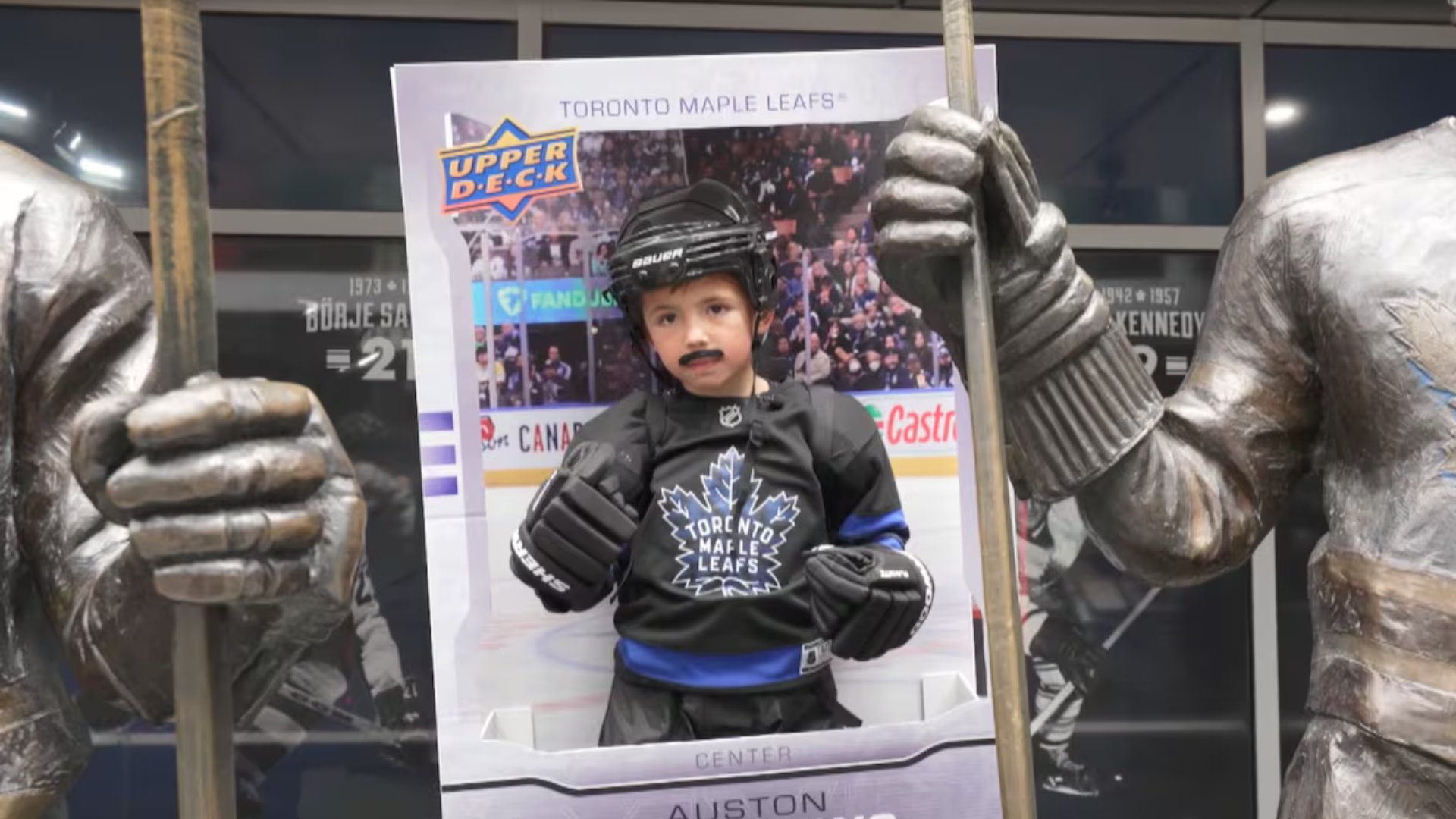 Meet the kid who went viral for dressing up as Auston Matthews for ...