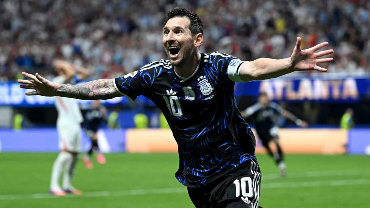Argentina and Spain will play in the World Cup final