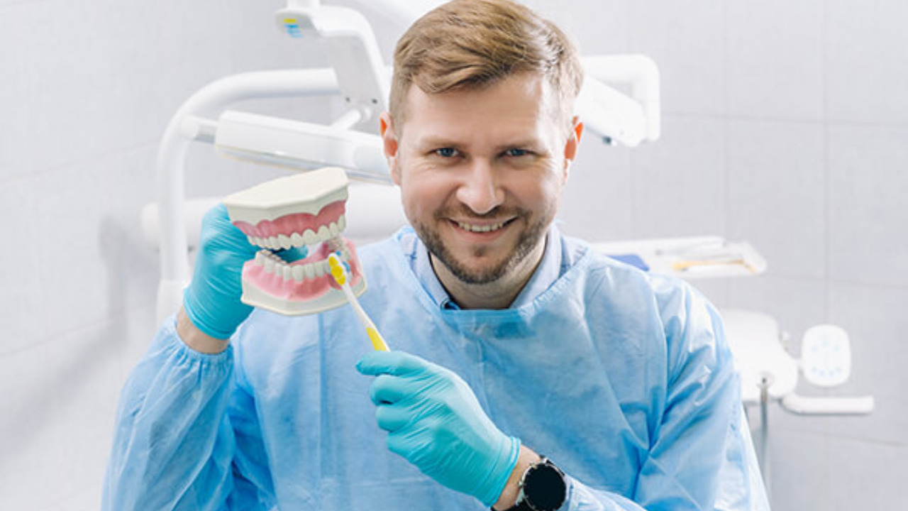 Would YOU go on a date with your dentist?