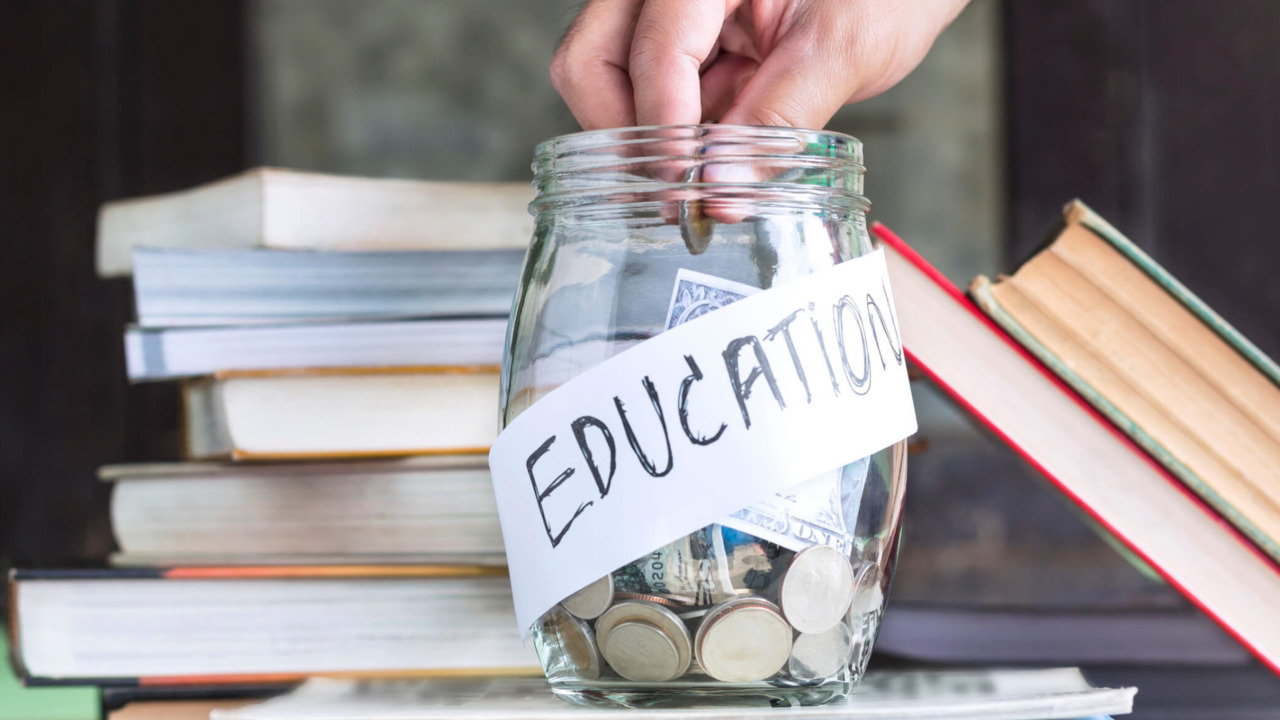 When the right time is to start saving for your kids' education