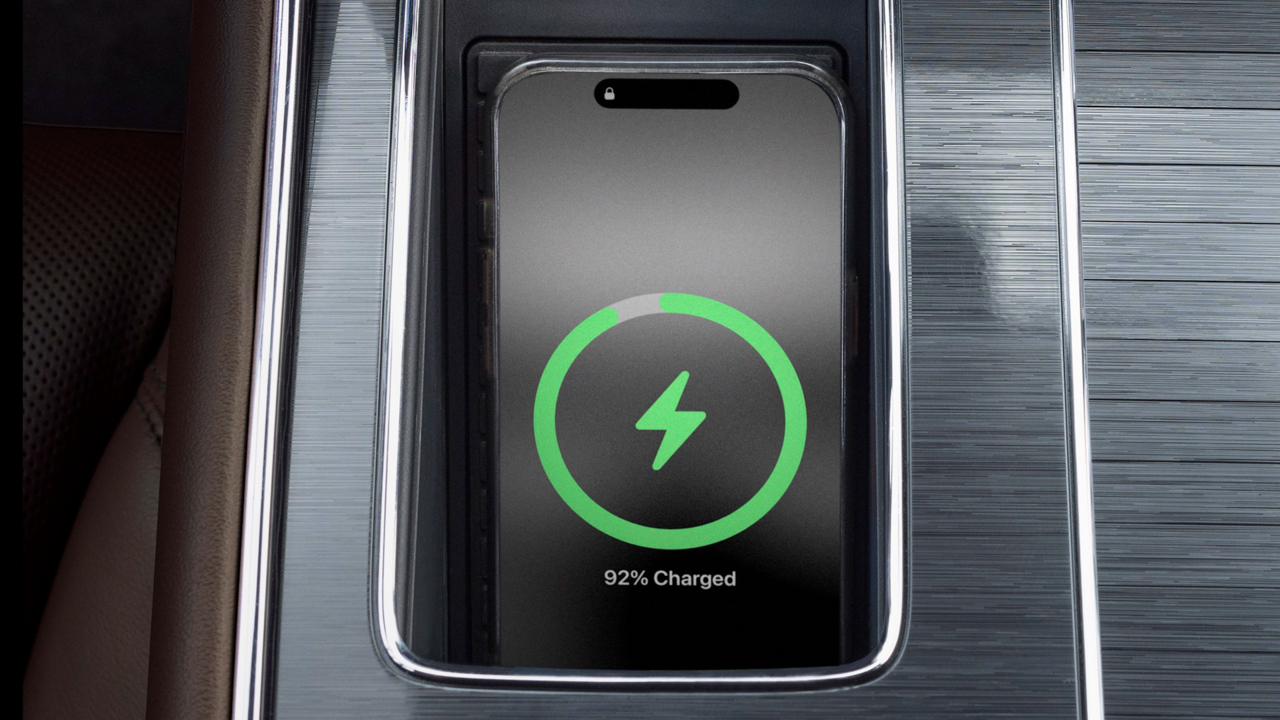 Lincoln Wireless Charging & Power Points