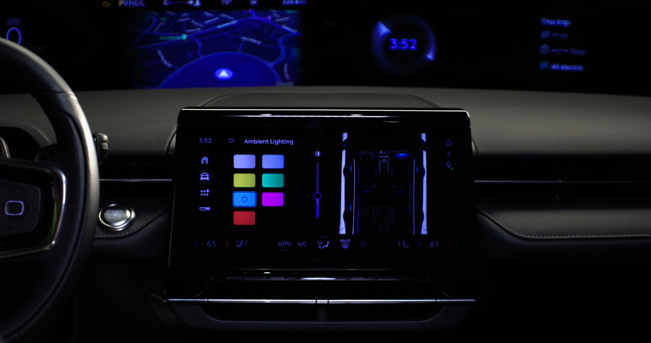 Adjusting Ambient Lighting with Ford SYNC® Support 3