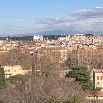 Foto de Monumento Giuseppe Garibaldi - Roma, RM, IT. Another angle of the view