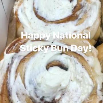 North Riverside Park Mall - Cinnabon, Come visit our new location in  center court and try a freshly baked cinnamon roll! #cinnabon #bakedgoods  #shopnrpmall