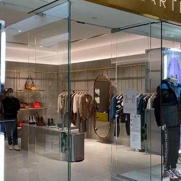 Get a Dose of Retail Therapy at Stella McCartney's First OC Location in  South Coast Plaza