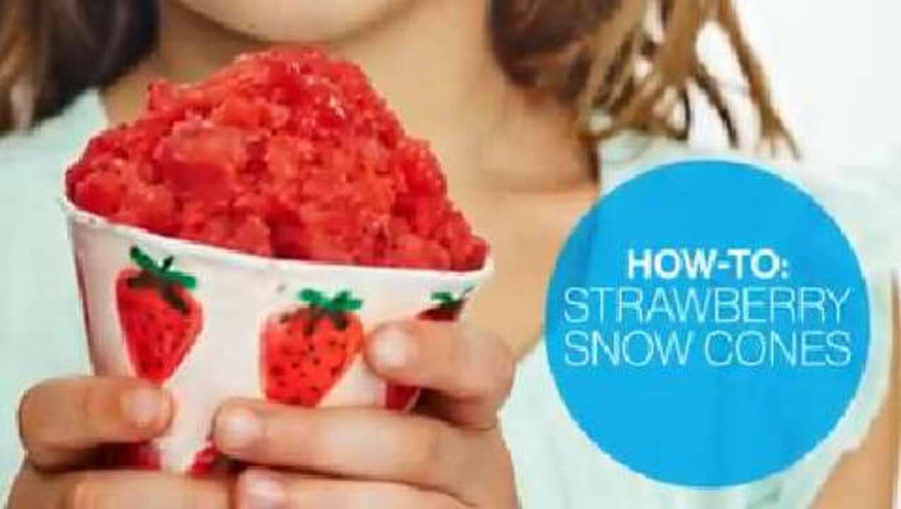 How to make strawberry snow cones