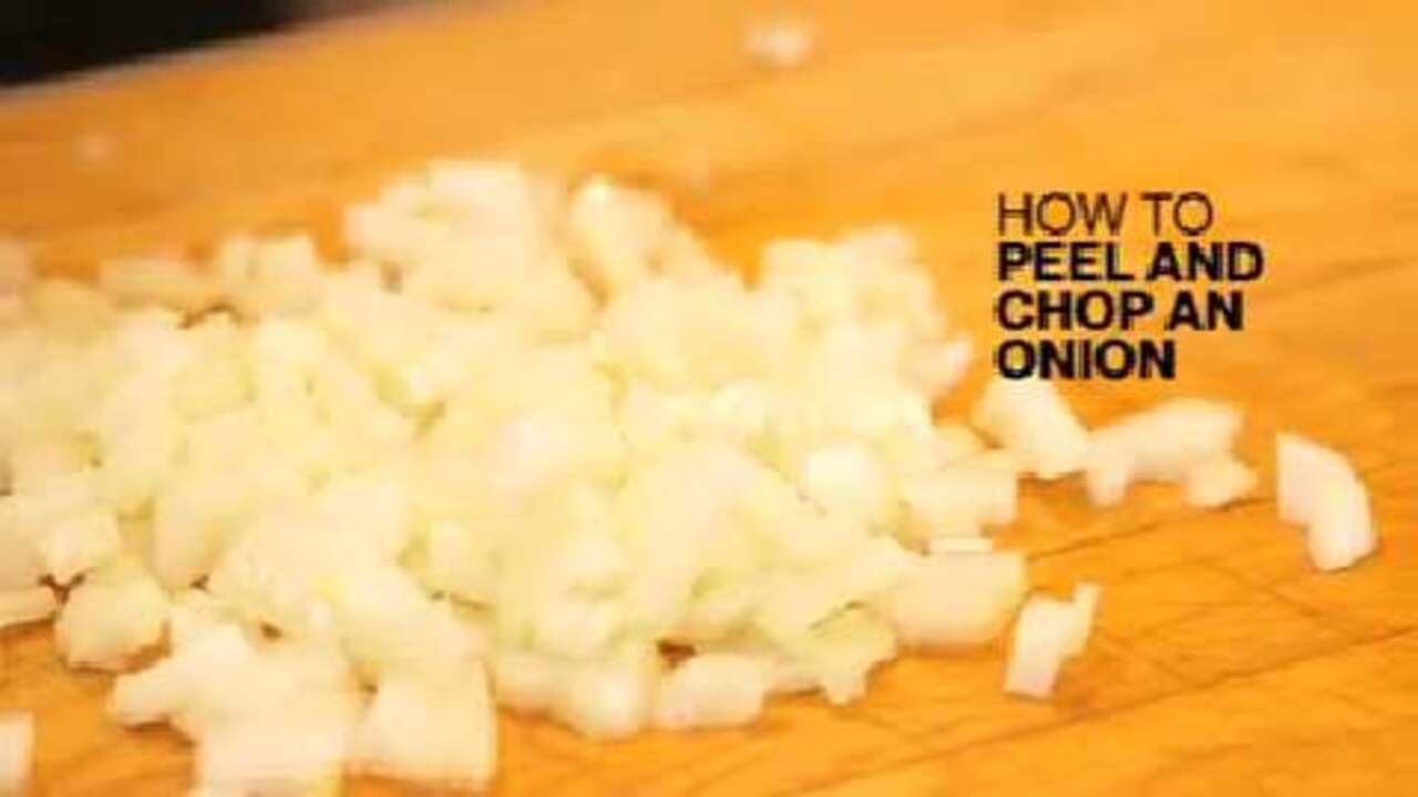 How to peel and chop an onion