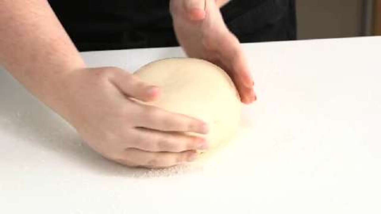 How to shape a boule