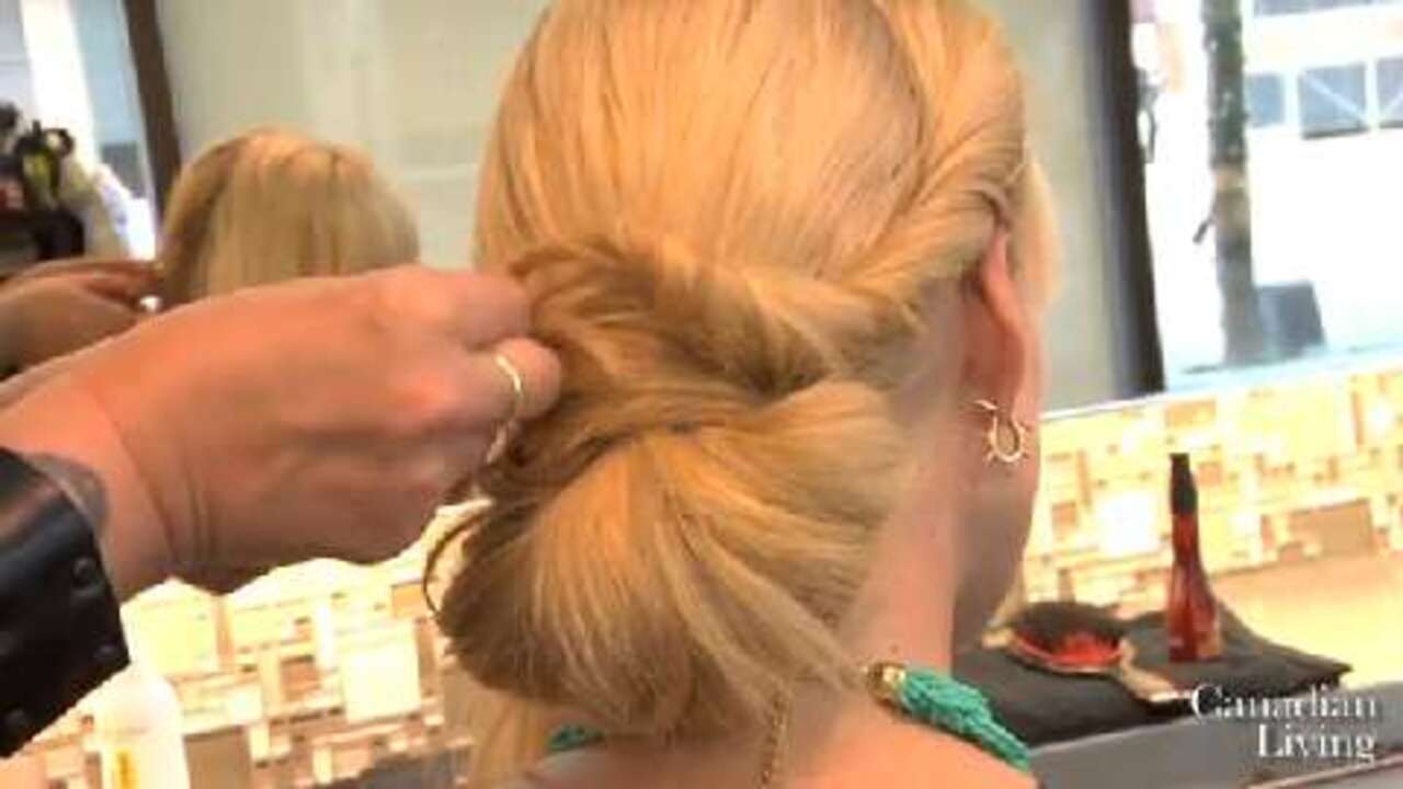 How to create a simple updo