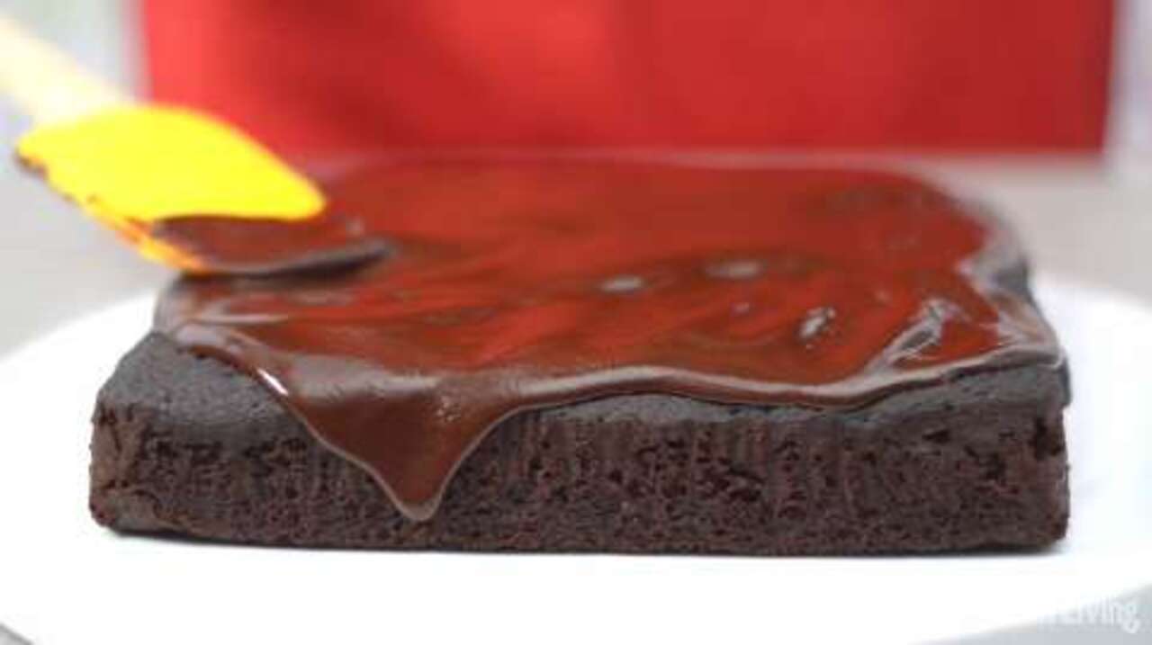 How to make Dark and Delicious Vegan Chocolate Cake