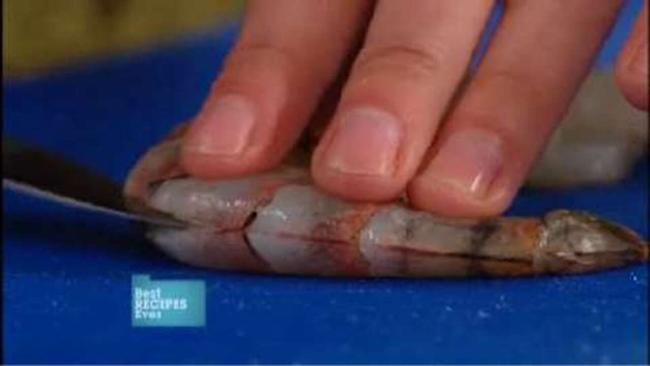How to devein shrimp