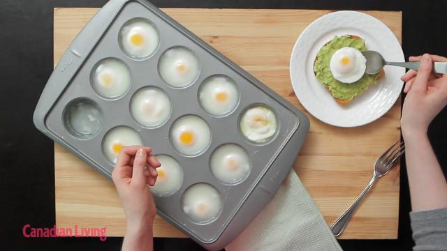 How to poach 12 eggs at a time