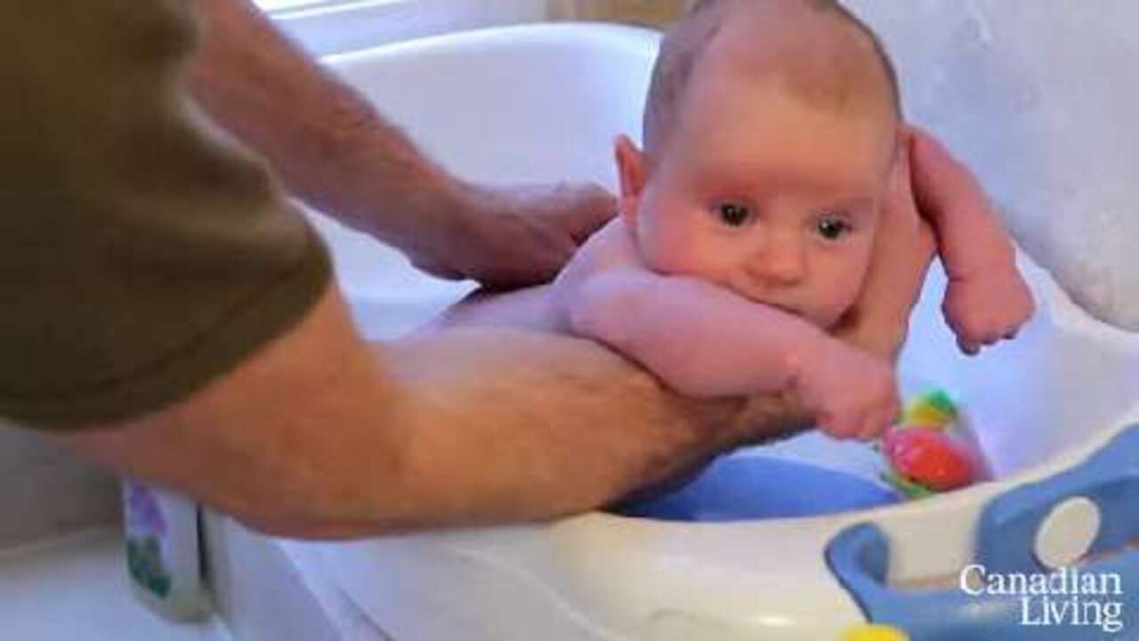 Bath time with your baby: 0 to 18 months