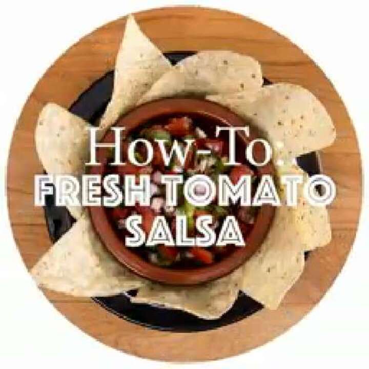 How to make fresh tomato salsa