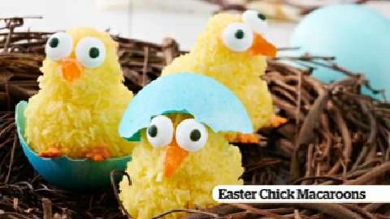 Easter Chick Macaroons