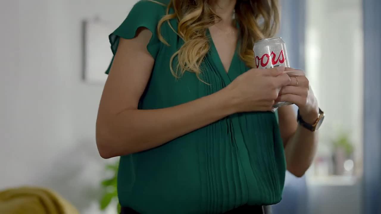 Coors Light's Ad for Women Is About the Pleasures of Being Braless - Eater