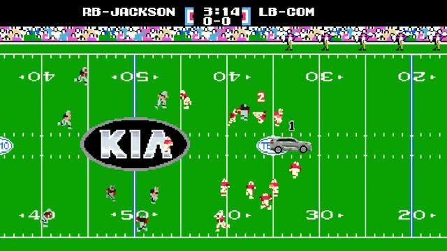 Bo Jackson, Brian Bosworth take ride down Tecmo Bowl memory lane