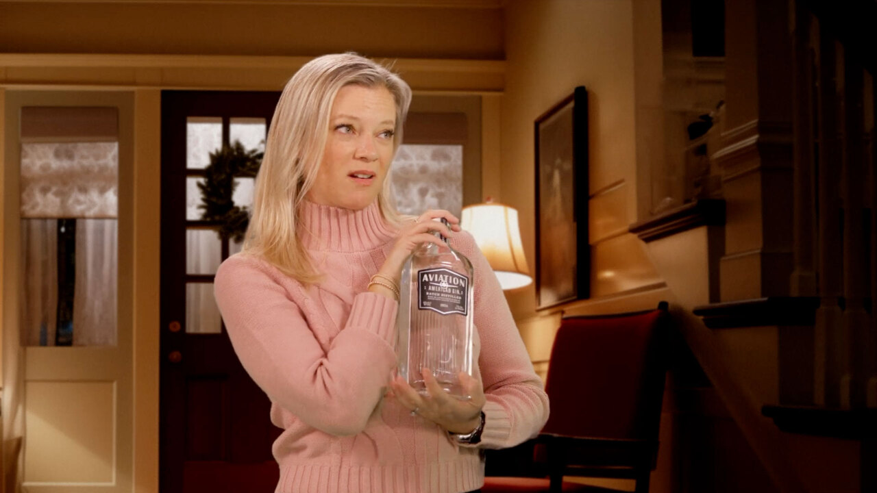 Just Friends Stars Ryan Reynolds and Amy Smart Reunite for New Commercial