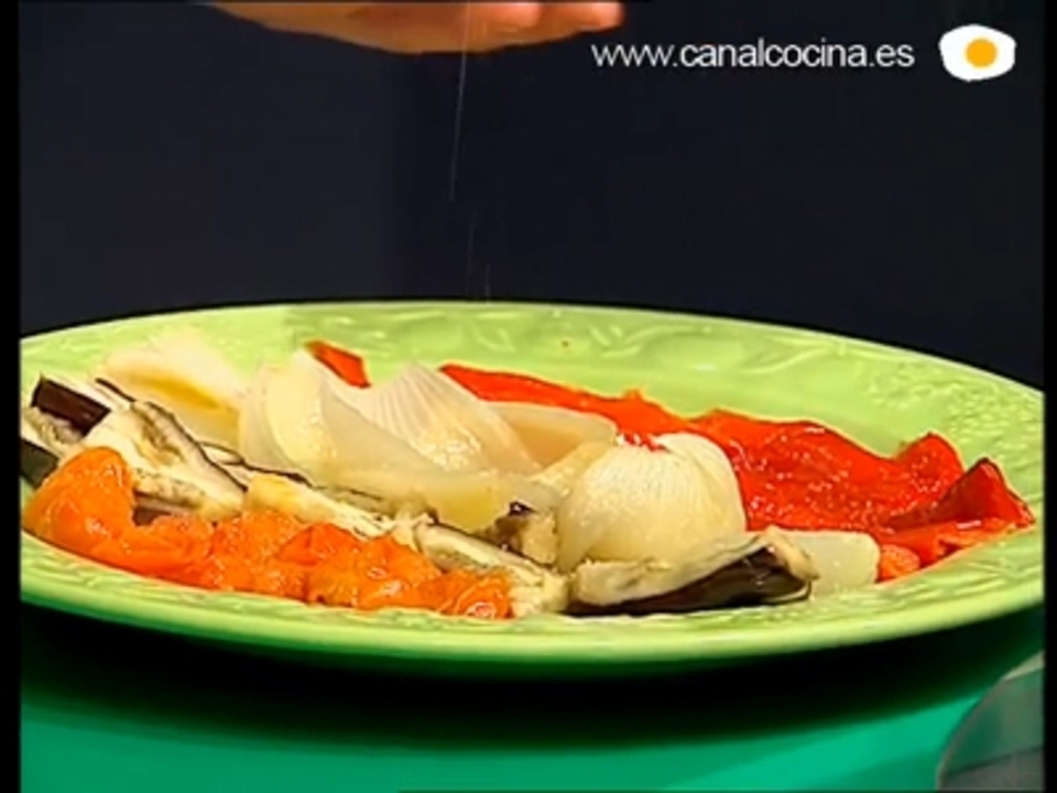 Crema de verduras con ventresca de atún - Diana Cabrera - Receta - Canal  Cocina