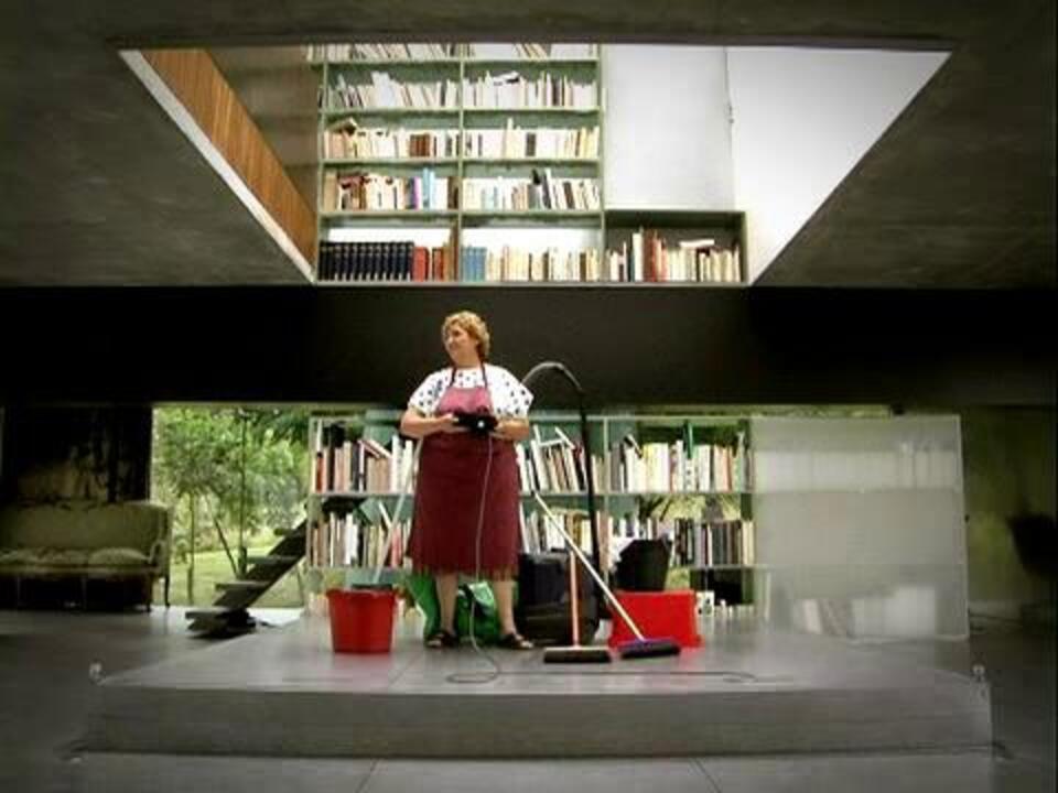 Review: Koolhaas HouseLife by Ila Bêka, Louise Lemoîne; Gehry's