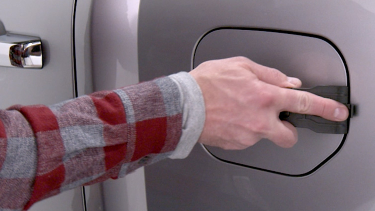 Fuel Door Emergency Tool