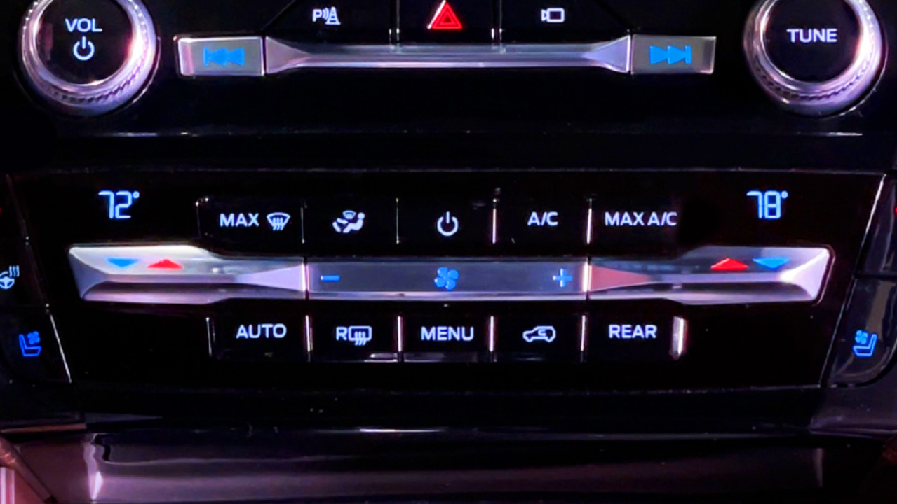 Set 3 Different Temps With TRI-ZONE Climate Controls