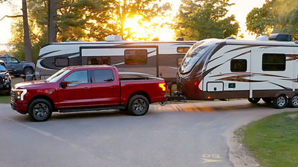 Ford F-150® LIGHTNING® Know Before You Tow - Back It Up