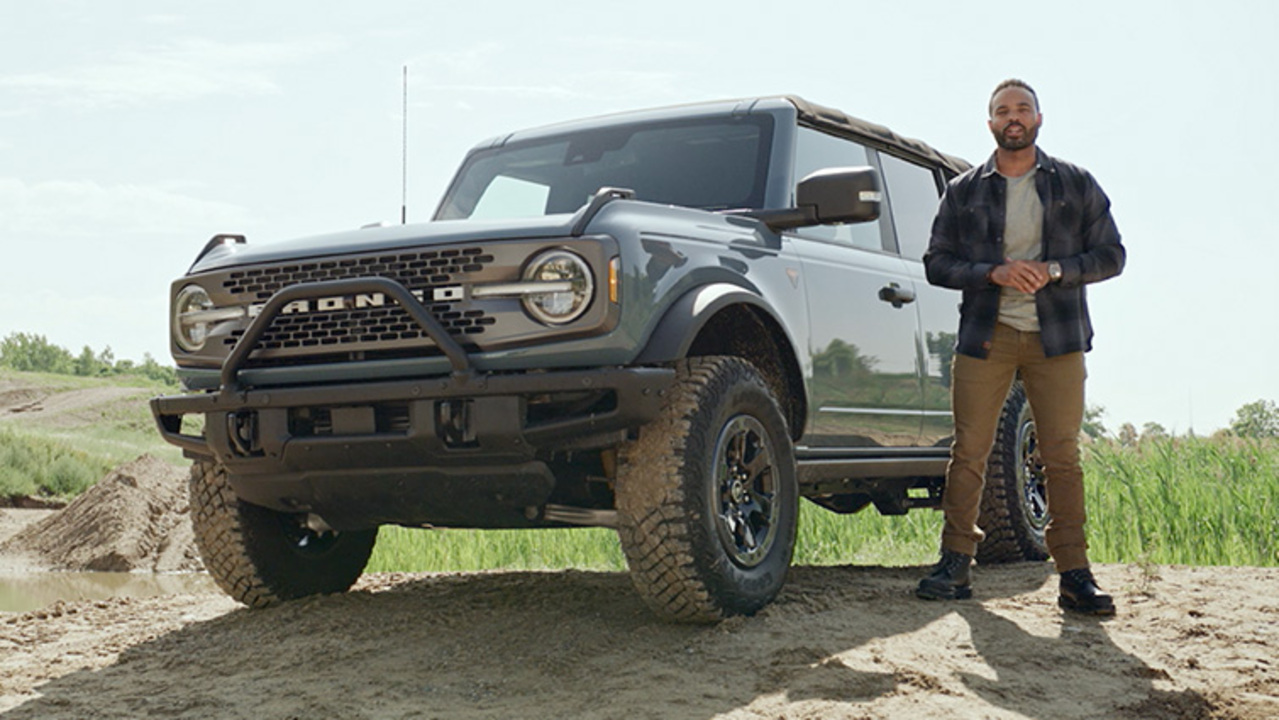 DISCOVER YOUR BRONCO™