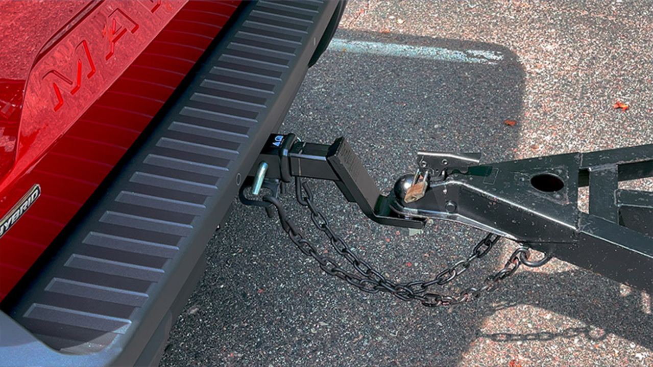 Connecting Your Trailer To The Hitch Receiver