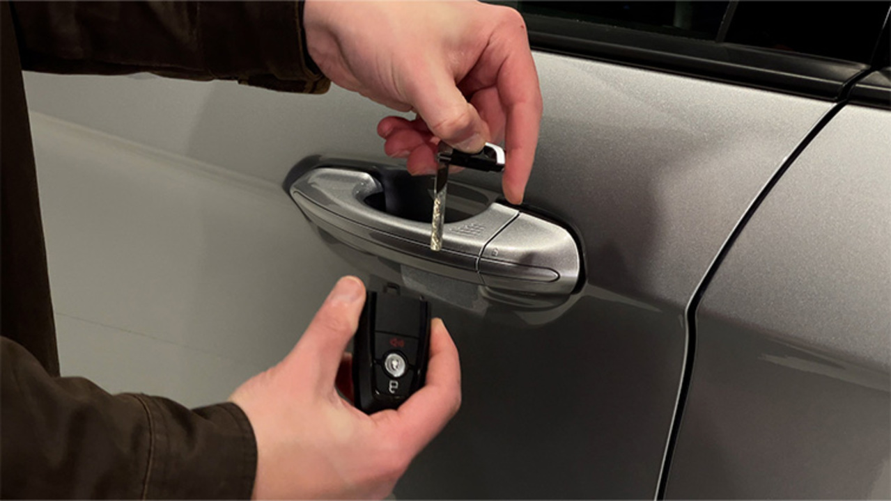 Can I lock my key fob in the car at times I don't want to carry it and use  the door key pad to get in?