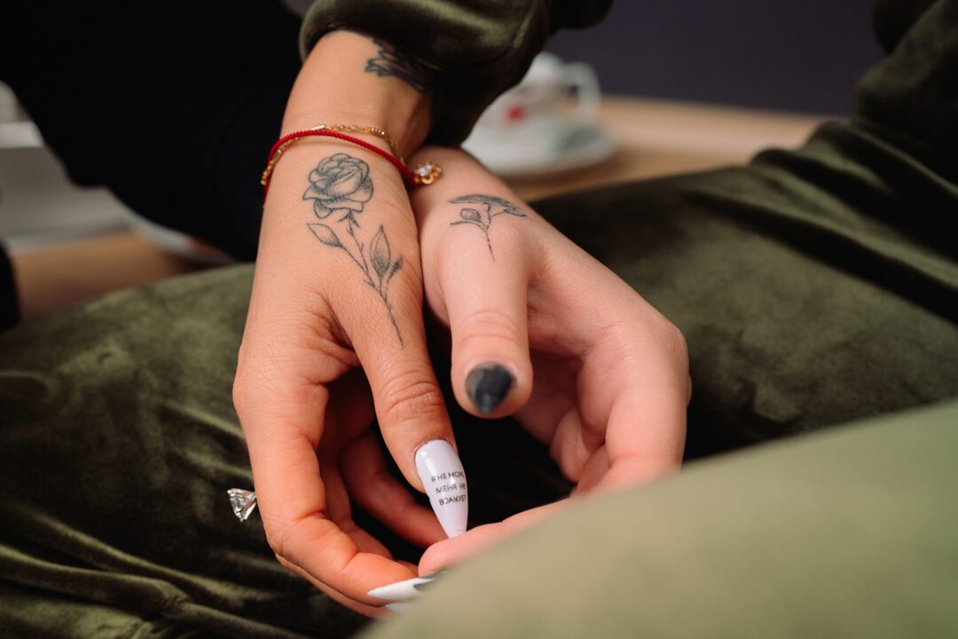 Fine Line Tattoos - The Pros and Cons — Certified Tattoo Studios