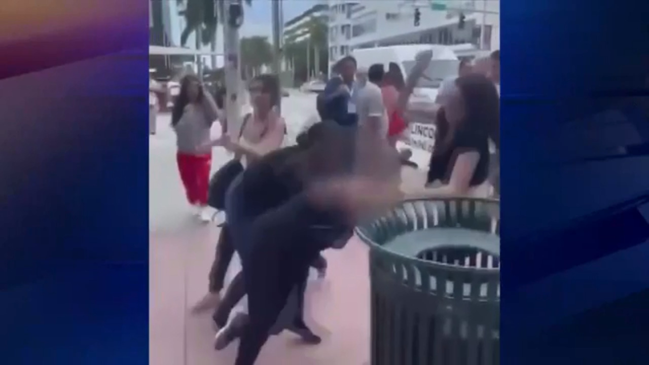 4 teenage girls arrested in connection to Lincoln Road beating of Surf Style  employees - WSVN 7News | Miami News, Weather, Sports | Fort Lauderdale