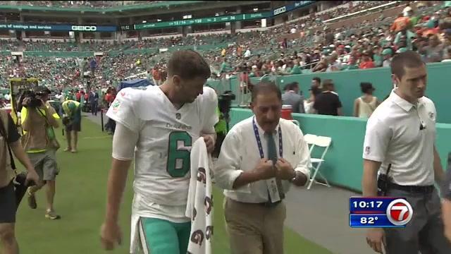 Dolphins confirm multiple cracked ribs for Jay Cutler - NBC Sports