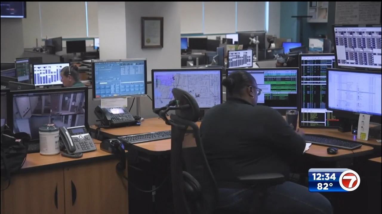 Communication centers in Broward County short staffed, 911 calls not being  picked up – WSVN 7News | Miami News, Weather, Sports | Fort Lauderdale