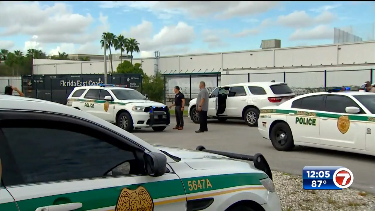 Dade City naval officer sets off for deployment