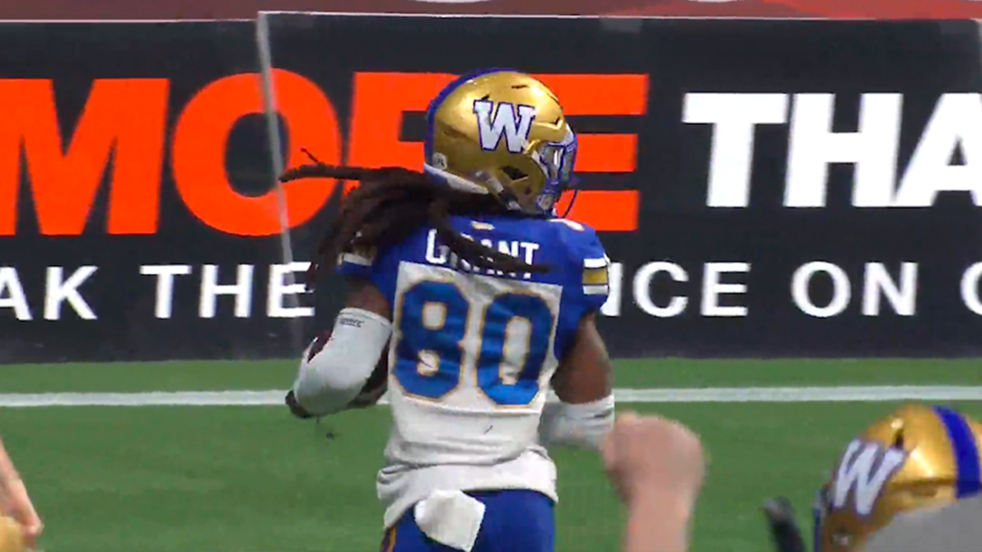 B.C. Lions defeat Winnipeg Blue Bombers 40-32