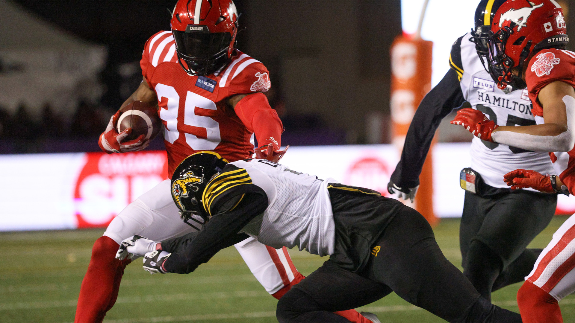 CFL Result: Hamilton Tiger-Cats Triumph Over Calgary Stampeders 22