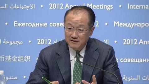 French: Press Conference - World Bank President Jim Yong Kim