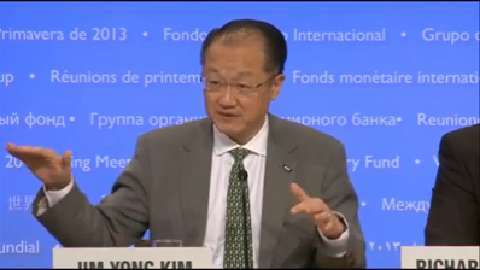 Spanish Version: Press Briefing: World Bank Group President Jim Yong Kim