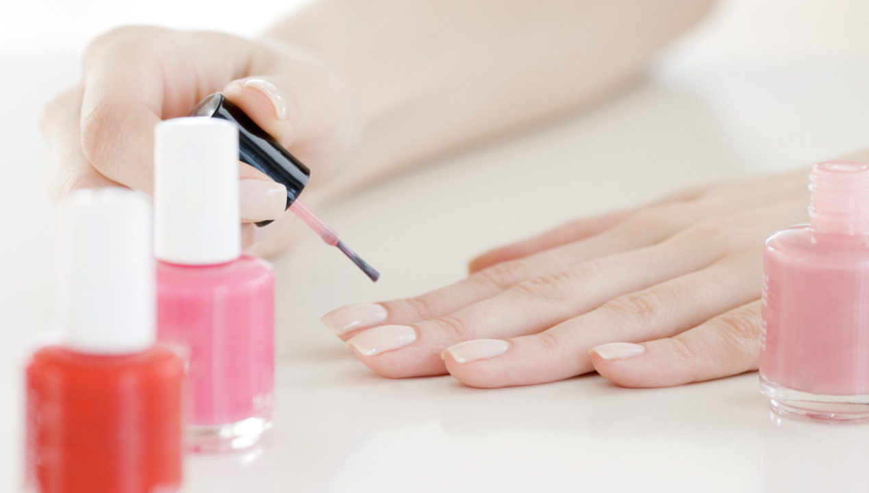 How to Thicken Nail Polish: Everything You Need to Know