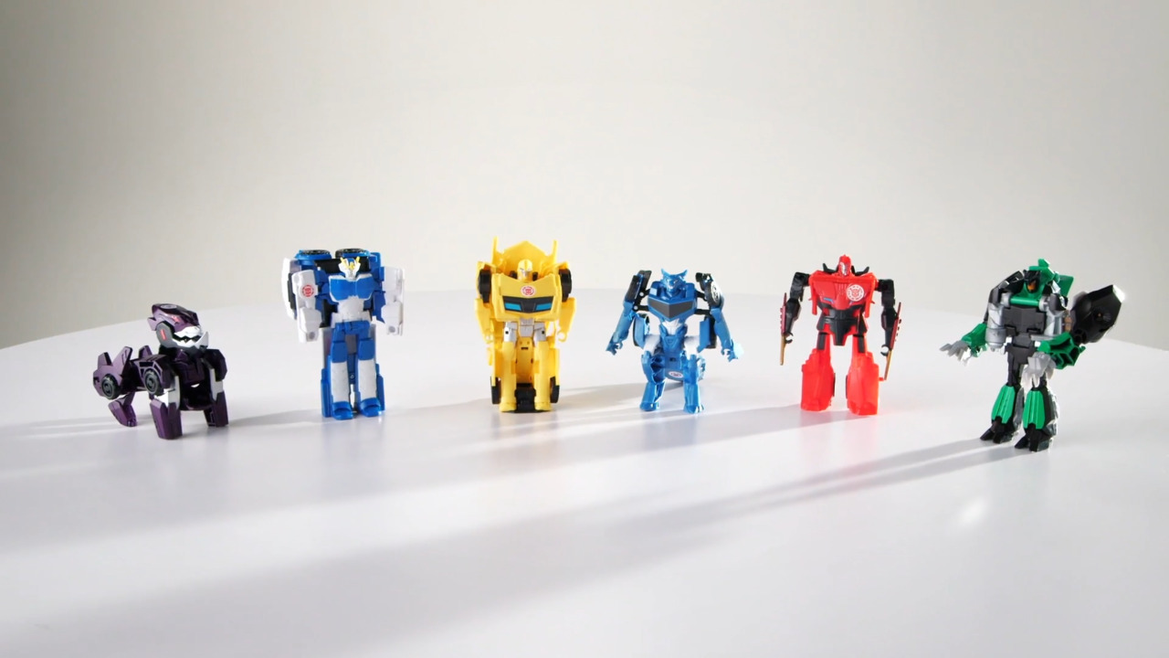 Robots In Disguise 1-Step Changers Product Demo