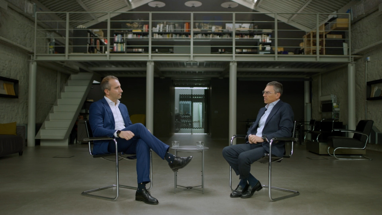 Data-Driven Transformation in robotic-assisted surgery