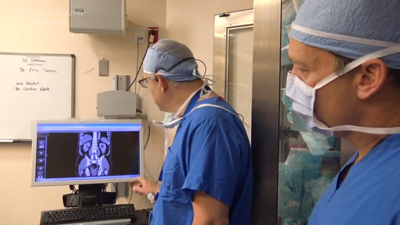 Robotic Urologic Surgery for Surgeons | Intuitive