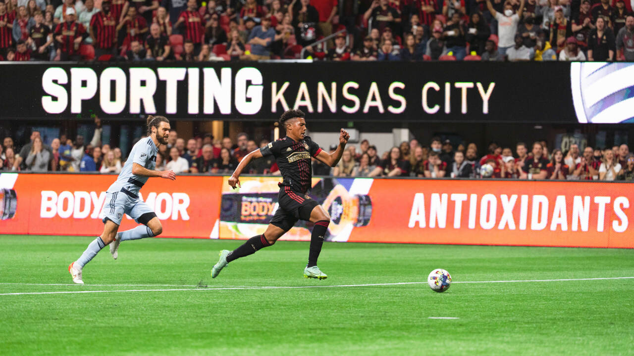 Atlanta United FC Wins in Mercedes-Benz Stadium Opener - Soccer Stadium  Digest