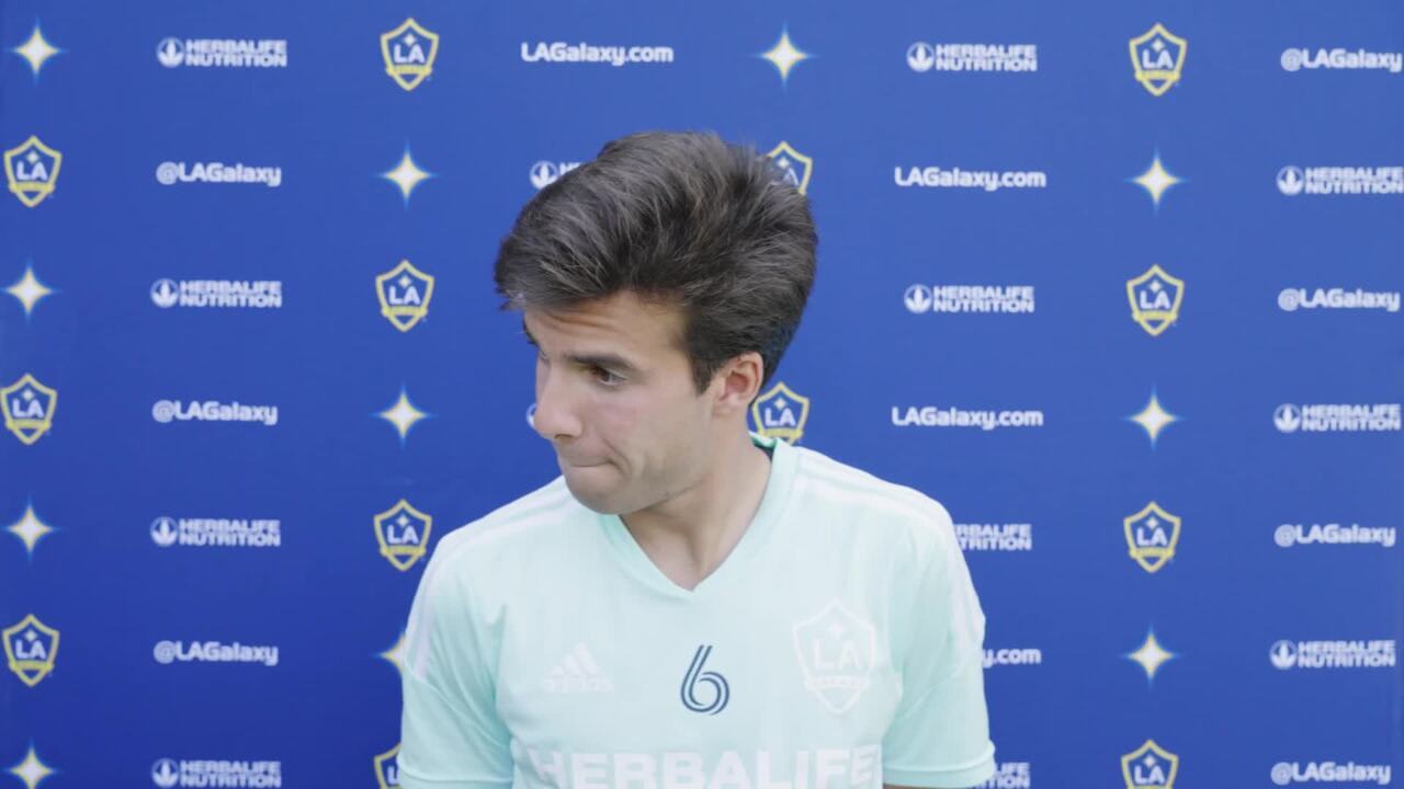 LA Galaxy on X: The @LAGalaxyInsider has your first look at this year's  new training tops:  What do you think?   / X