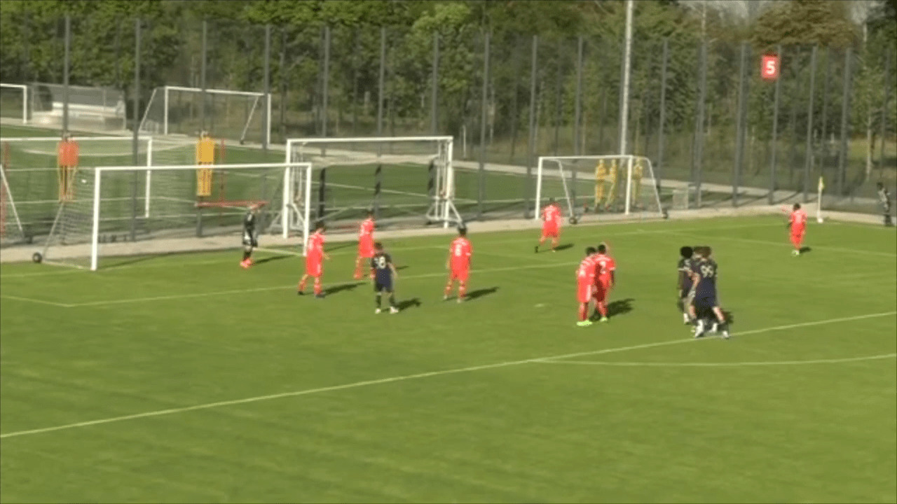 Union U15s rout Bayern Munich, 6-0!