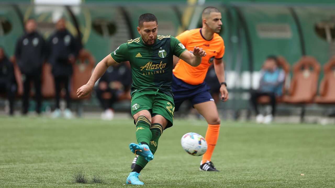 Portland Timbers defender Bill Tuiloma prepares for his shot at