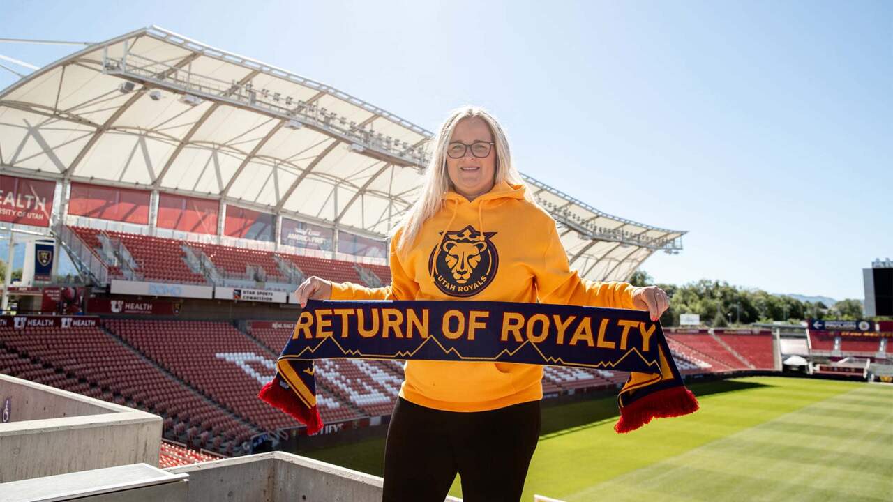 With jersey reveal, Utah Royals FC aim to become leaders in women's  professional soccer - RSL Soapbox